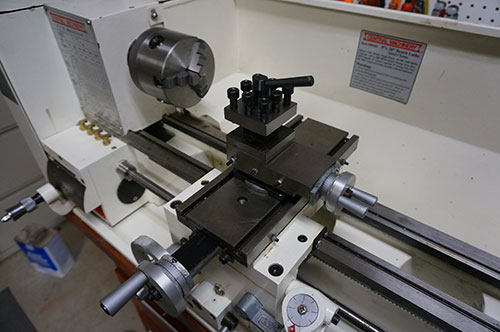 Central Machinery 9x20 Bench Lathe - 45861 