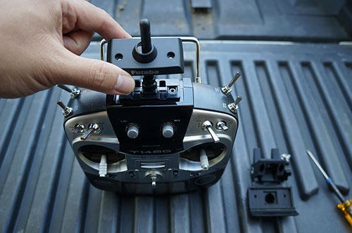 HJ-H4 Reptile Quadcopter - Adjustable Quick Release FPV LCD Monitor Mount Bracket by Evolution 3D.