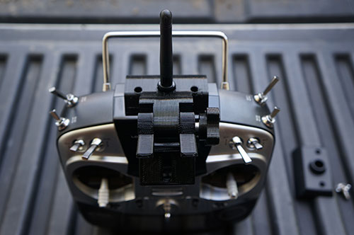 HJ-H4 Reptile Quadcopter - Adjustable Quick Release FPV LCD Monitor Mount Bracket by Evolution 3D.