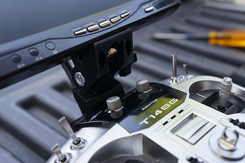 HJ-H4 Reptile Quadcopter - Adjustable Quick Release FPV LCD Monitor Mount Bracket by Evolution 3D.