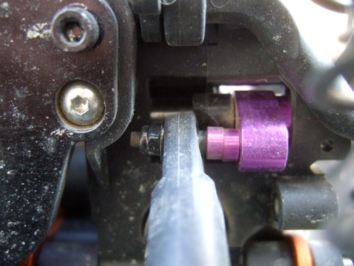 Savage 5T Flux-  Hitec HS-7950TH HV Servo